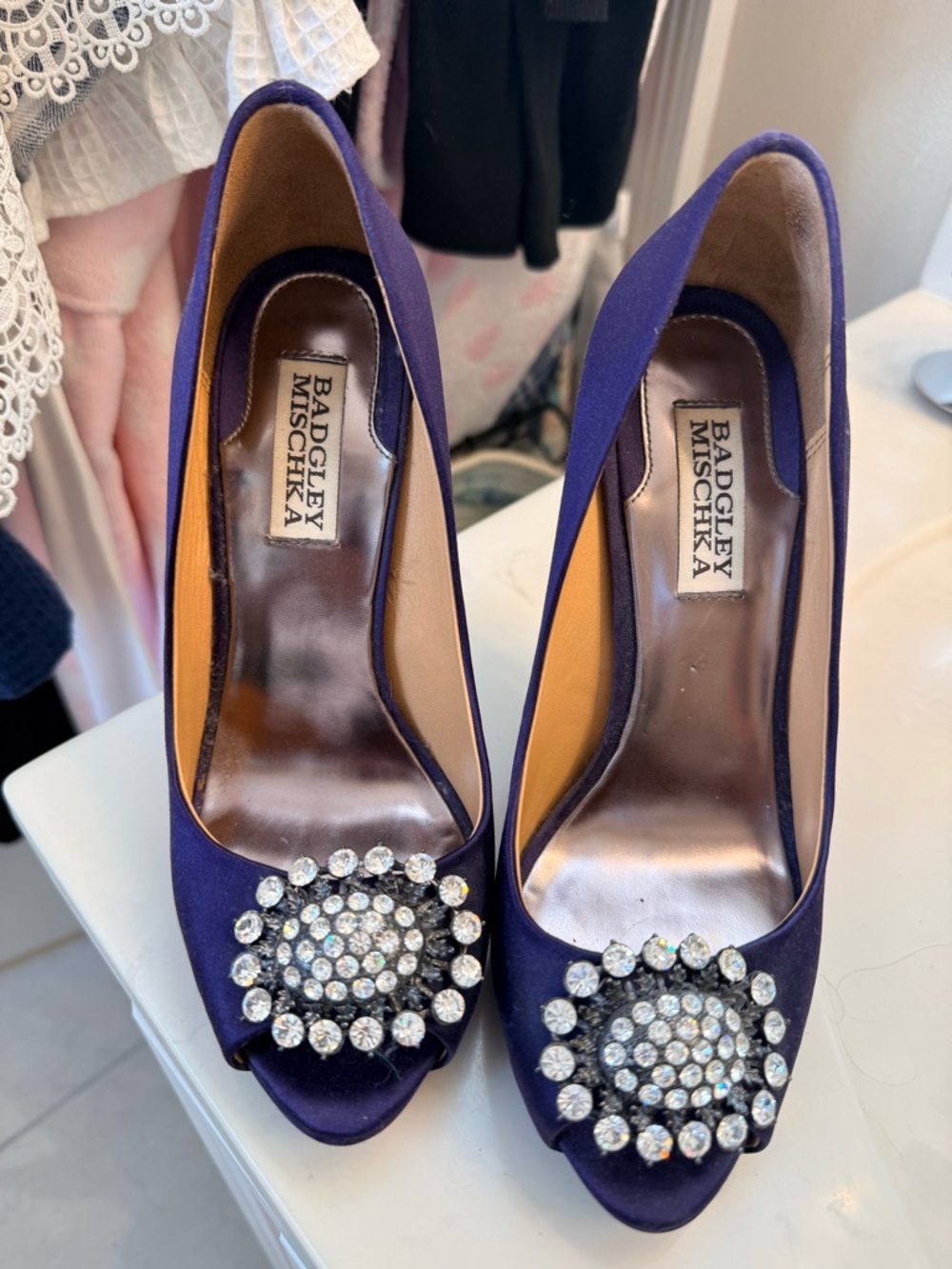 Badgley Mischka Lissa Pumps